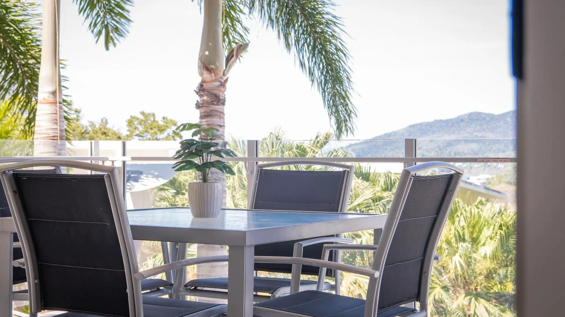 Aparthotel Airlie Summit Apartments Airlie Beach