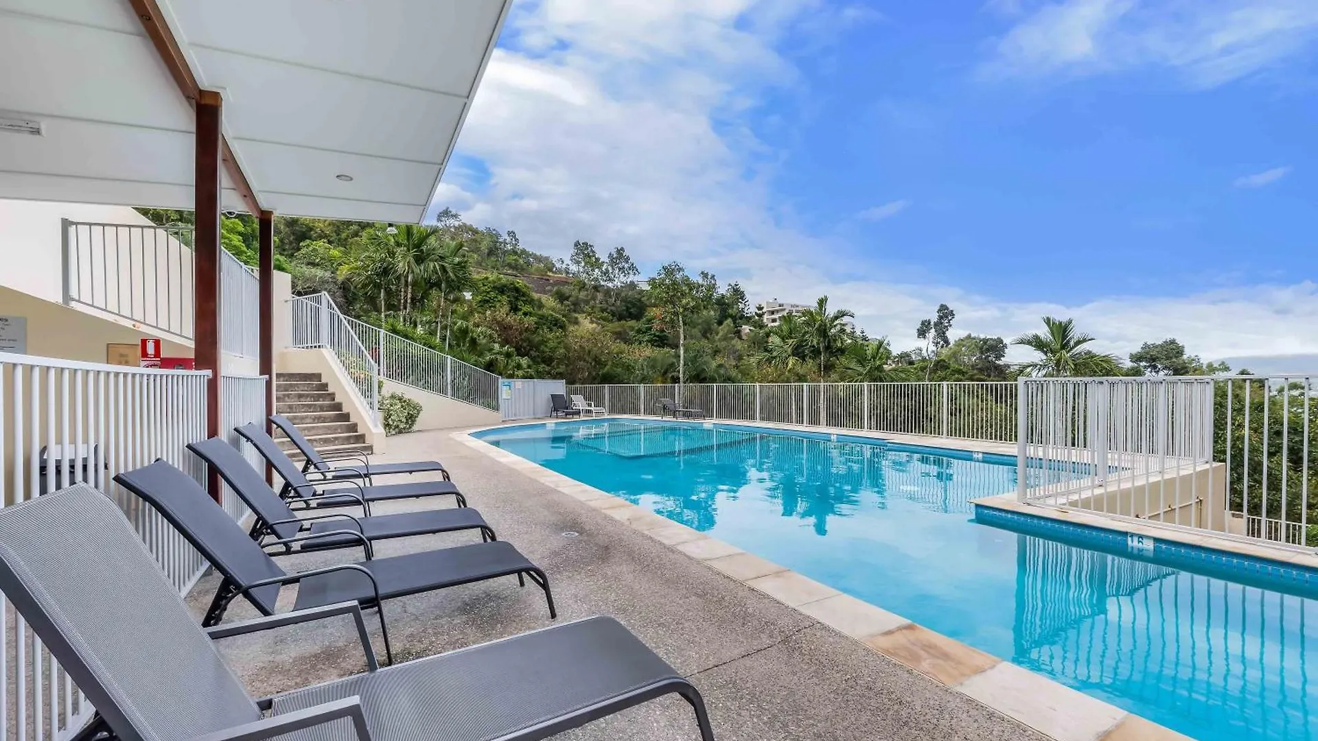 Airlie Summit Apartments Airlie Beach Australia