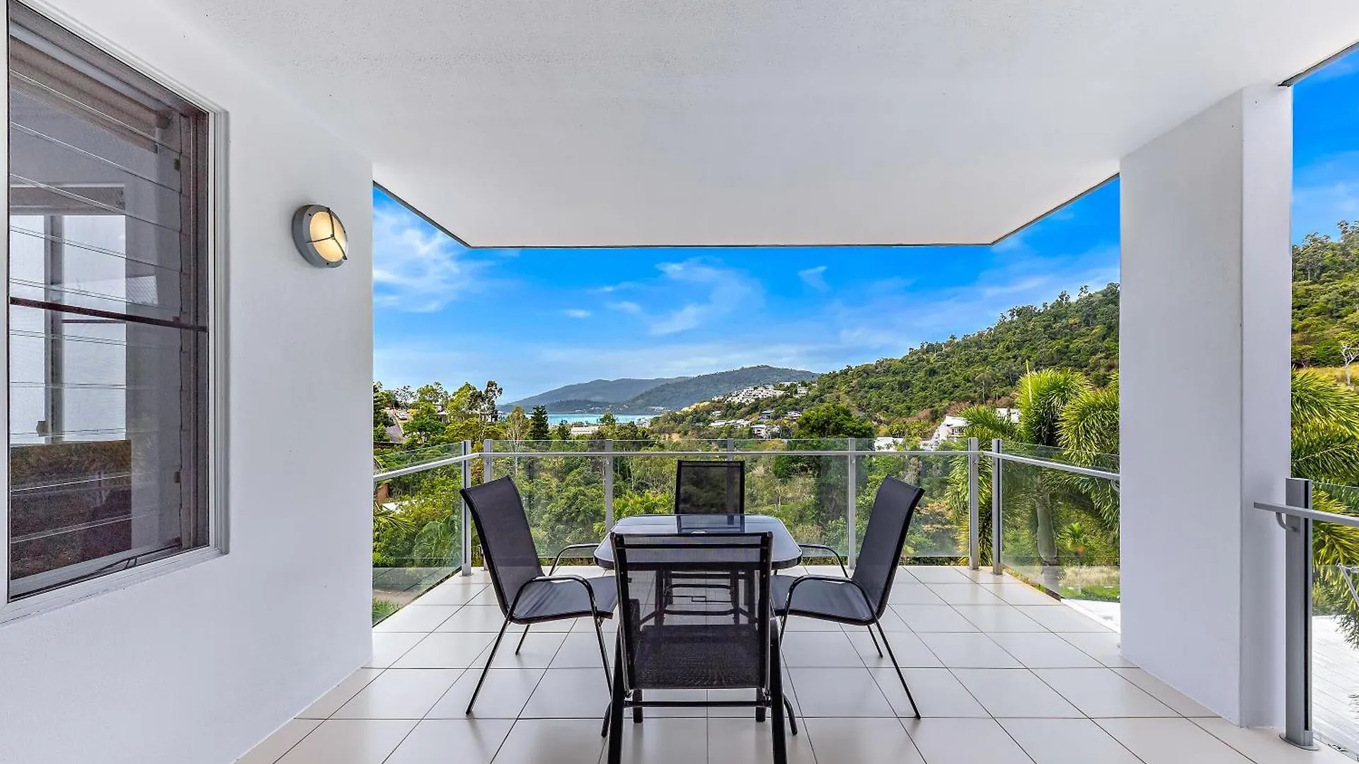 Airlie Summit Apartments Airlie Beach
