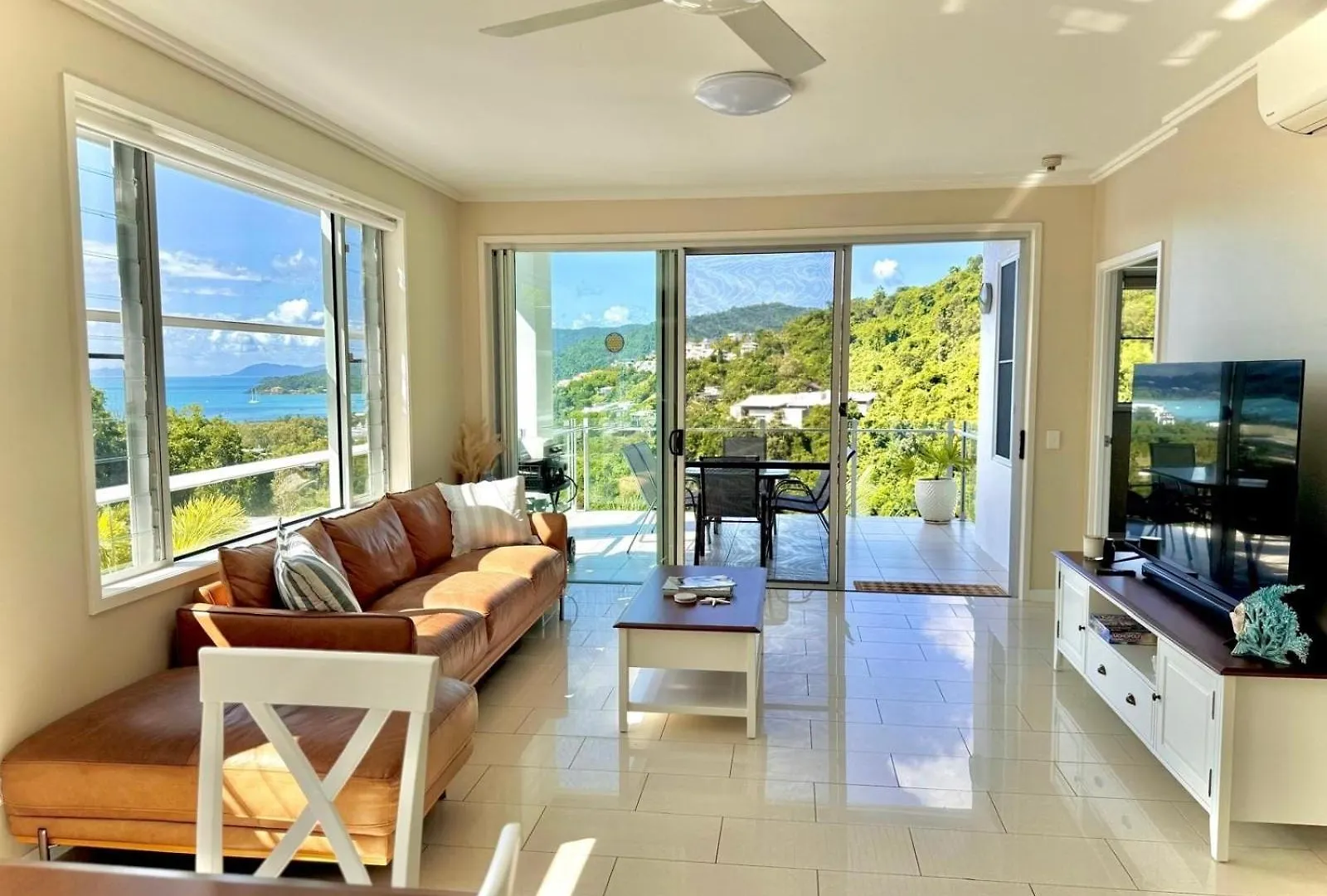 Airlie Summit Apartments Airlie Beach