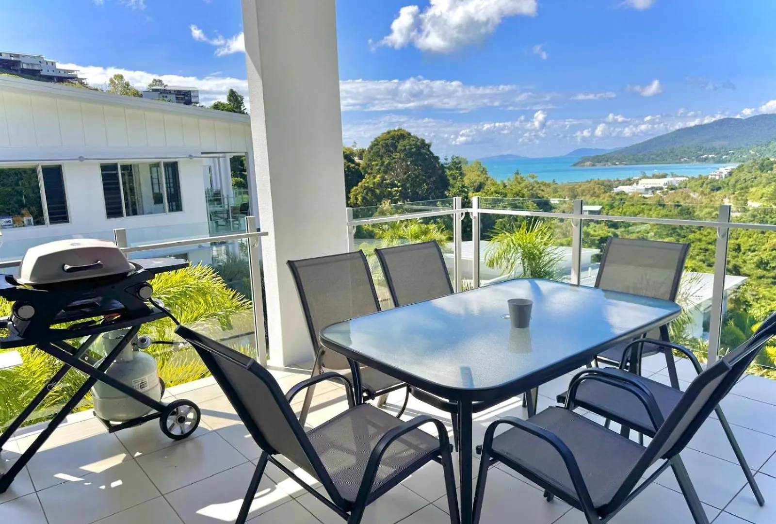 Aparthotel Airlie Summit Apartments Airlie Beach