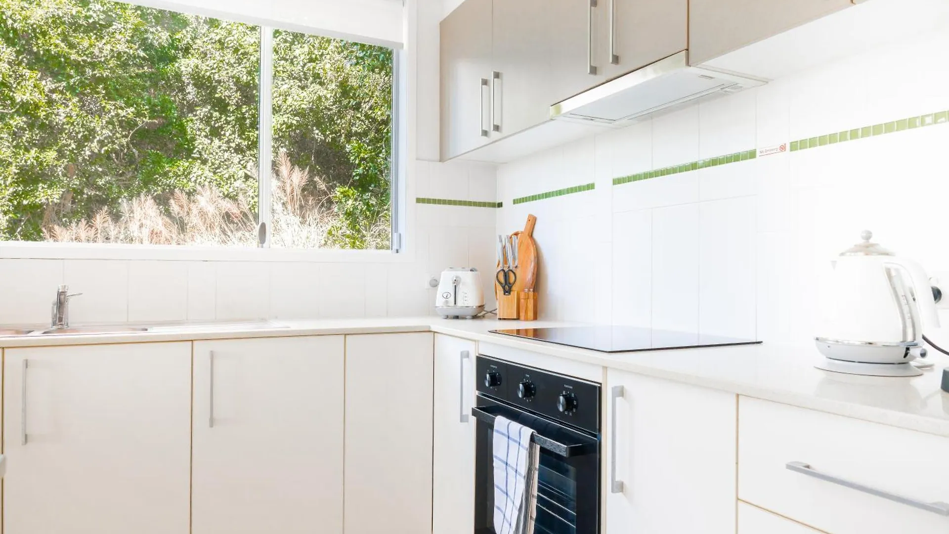 Aparthotel Airlie Summit Apartments Airlie Beach