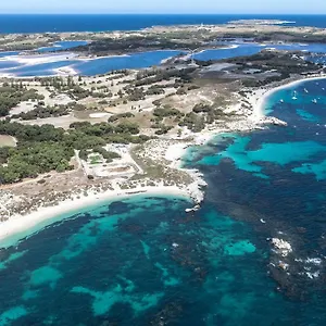 rottnest-lodge.hotelsperth.org/
